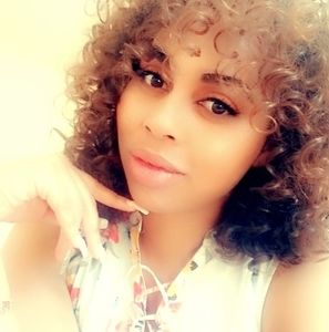 Meet your Posher, Zenobia